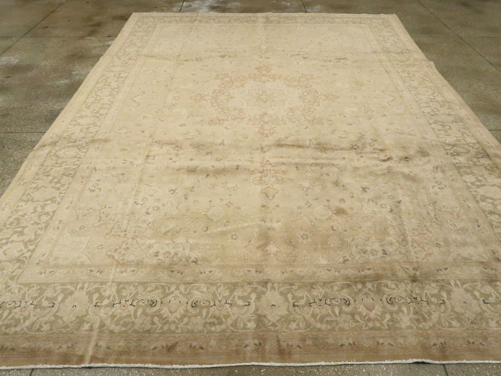 Vintage Persian Tabriz Carpet, No.14669 - Galerie Shabab