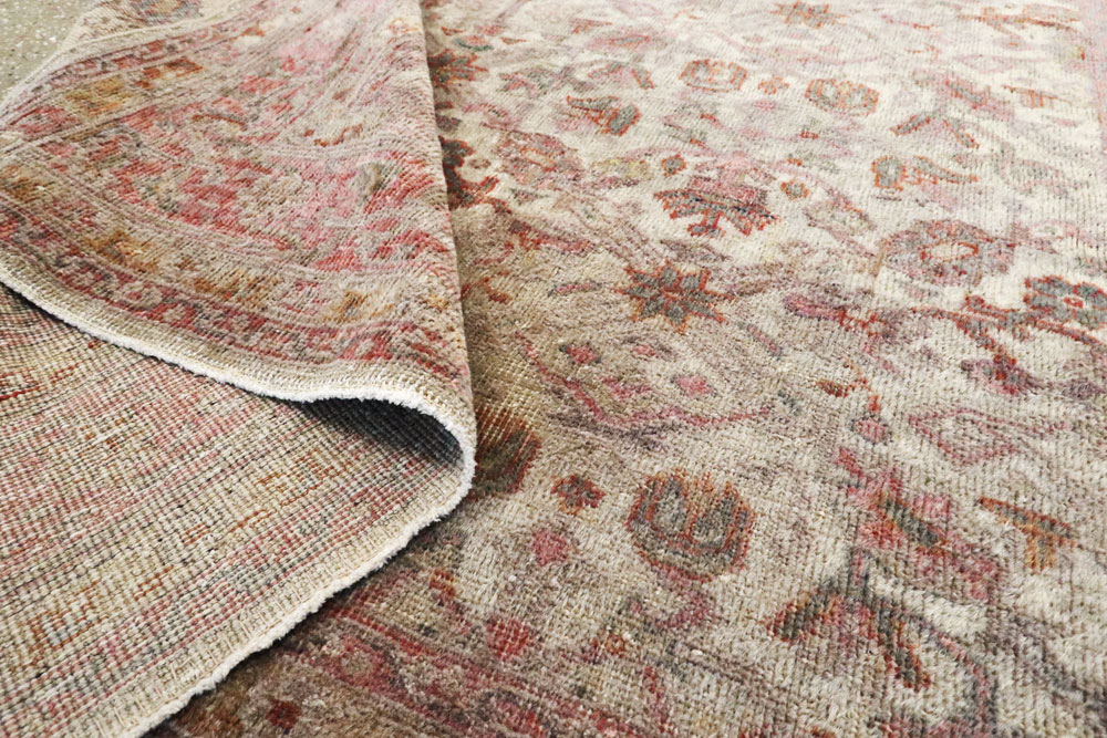 Antique Turkish Oushak Rug, No.14677 - Galerie Shabab