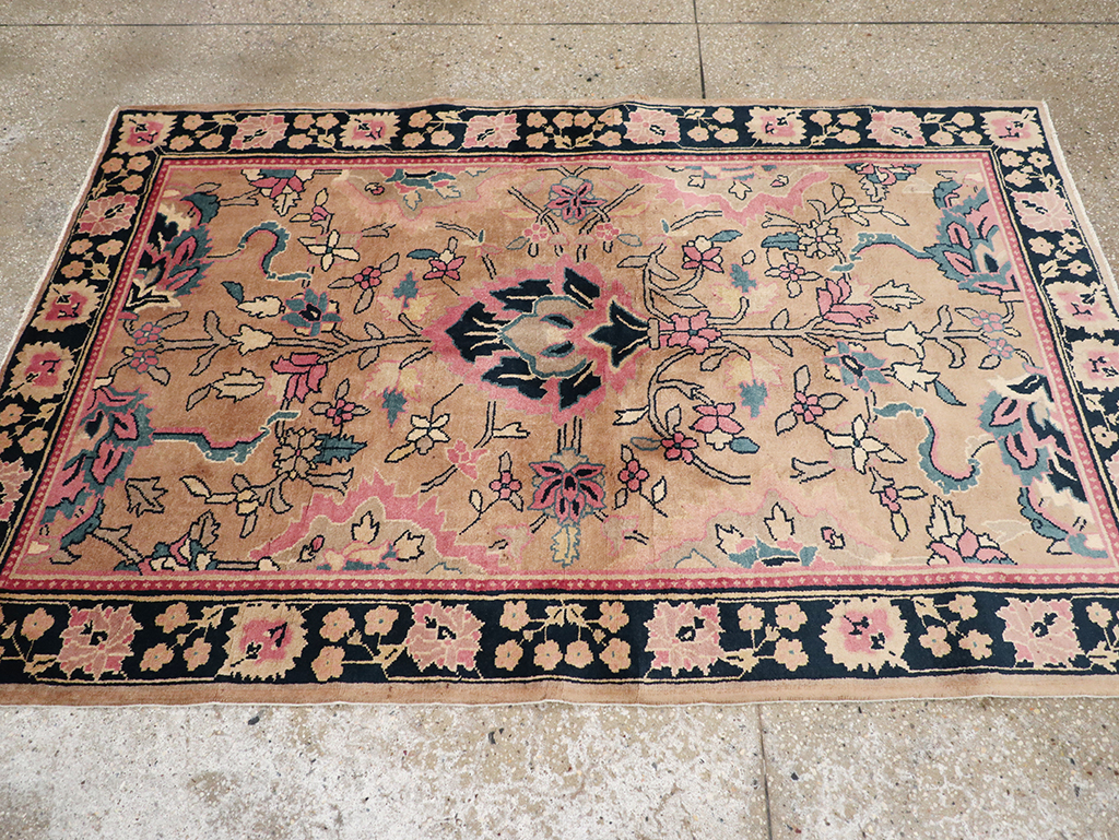 Antique Indian Lahore Rug, No.14688 - Galerie Shabab
