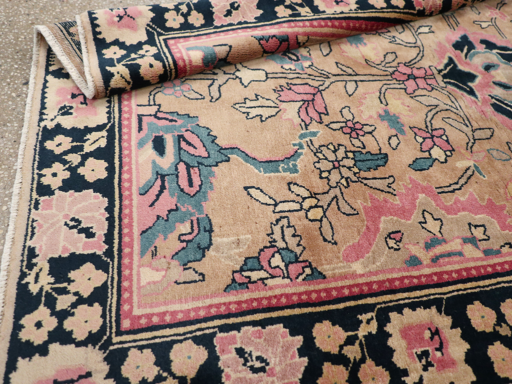 Antique Indian Lahore Rug, No.14688 - Galerie Shabab