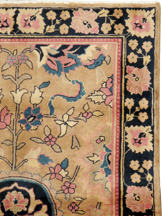 Antique Indian Lahore Rug, No.14696 - Galerie Shabab
