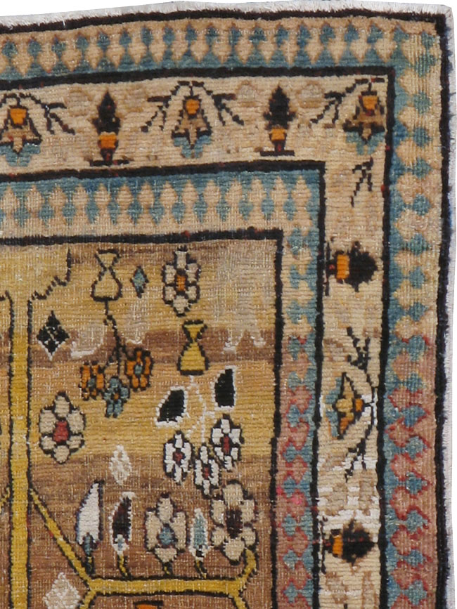 Antique Persian Tabriz Rug, No.14706 - Galerie Shabab