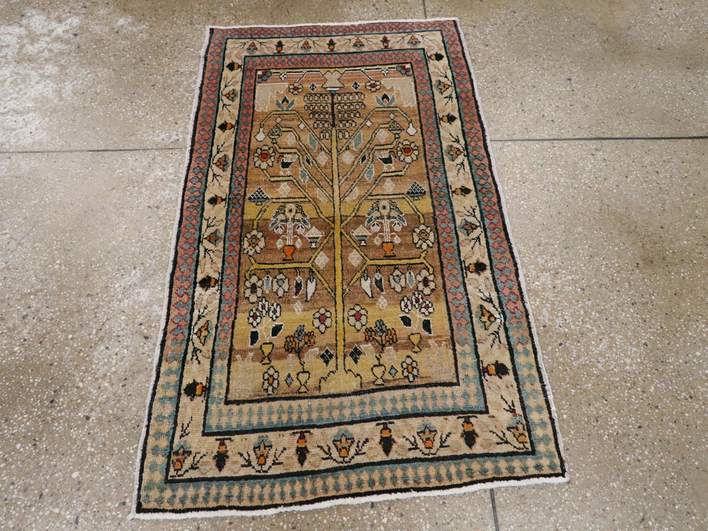 Antique Persian Tabriz Rug, No.14706 - Galerie Shabab