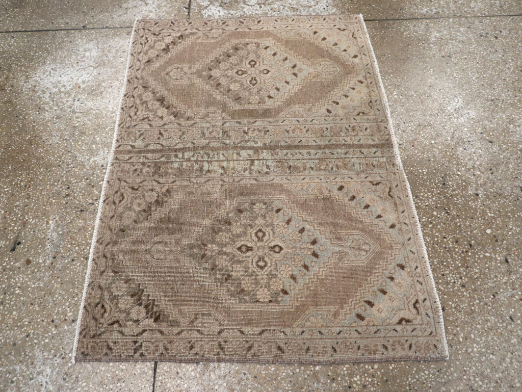 Antique Persian Tabriz Rug, No.14707 - Galerie Shabab