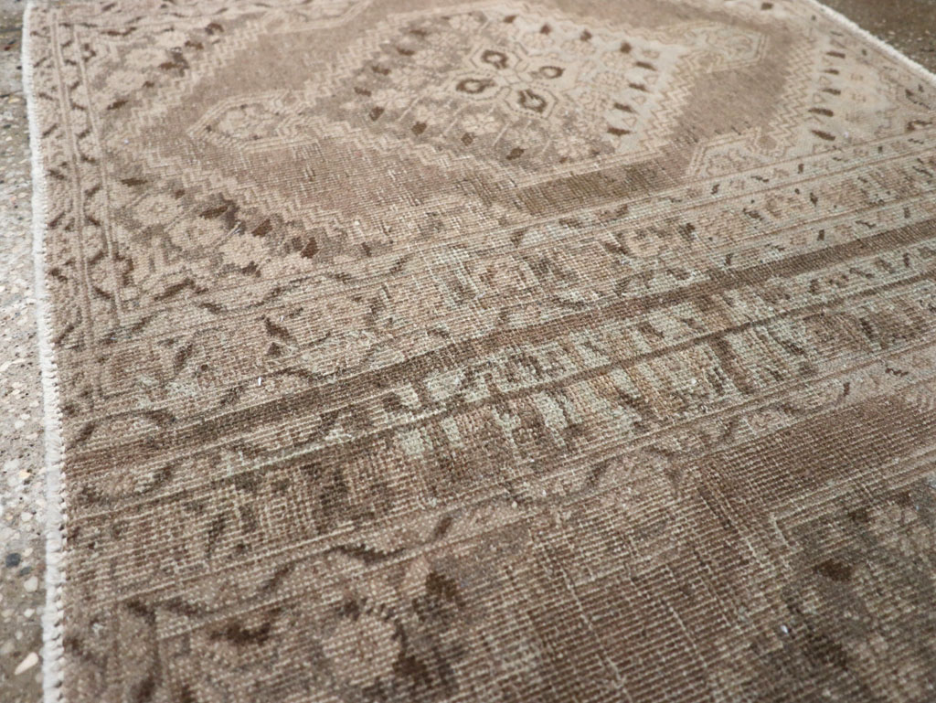 Antique Persian Tabriz Rug, No.14707 - Galerie Shabab