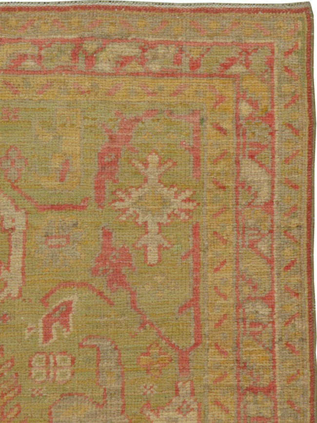 Antique Turkish Oushak Rug, No.14708 - Galerie Shabab