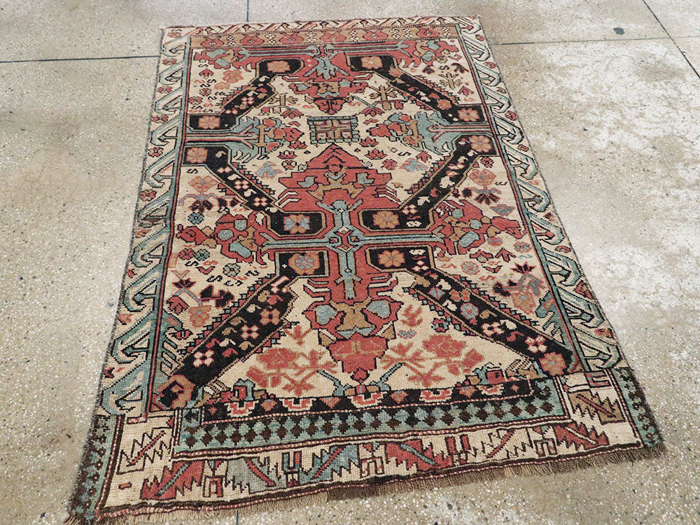 Antique Caucasian ZeyKhor Rug, No.14710 - Galerie Shabab