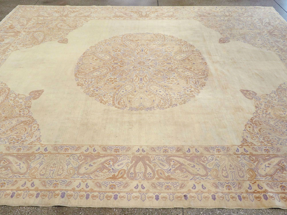 Vintage Persian Kerman Carpet, No.14740 - Galerie Shabab