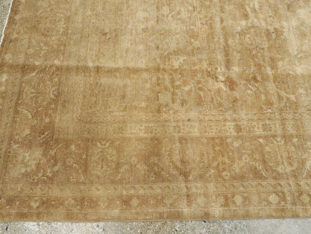 Vintage Indian Agra Carpet, No.14743 - Galerie Shabab