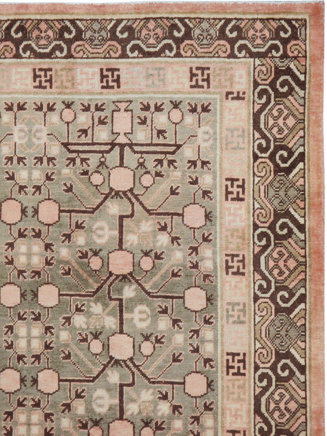 Vintage East Turkestan Khotan Carpet, No.14761 - Galerie Shabab