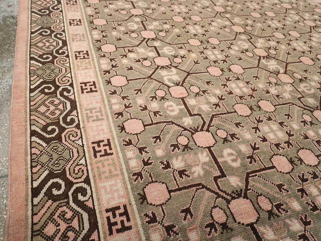 Vintage East Turkestan Khotan Carpet, No.14761 - Galerie Shabab