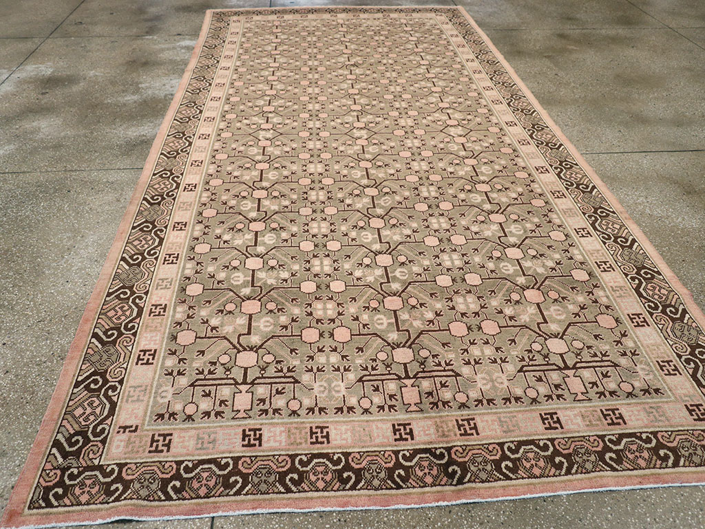 Vintage East Turkestan Khotan Carpet, No.14761 - Galerie Shabab
