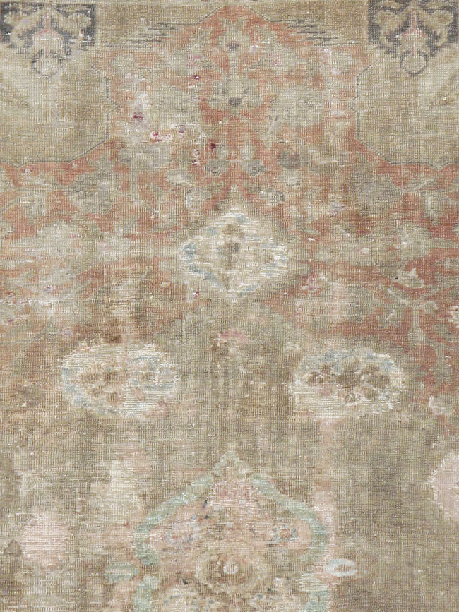 Vintage Turkish Sivas Distressed Rug, No.14763 - Galerie Shabab