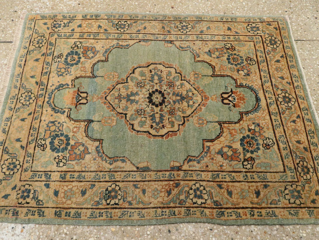 Antique Persian Tabriz Hagi Jalili Rug, No.14775 - Galerie Shabab