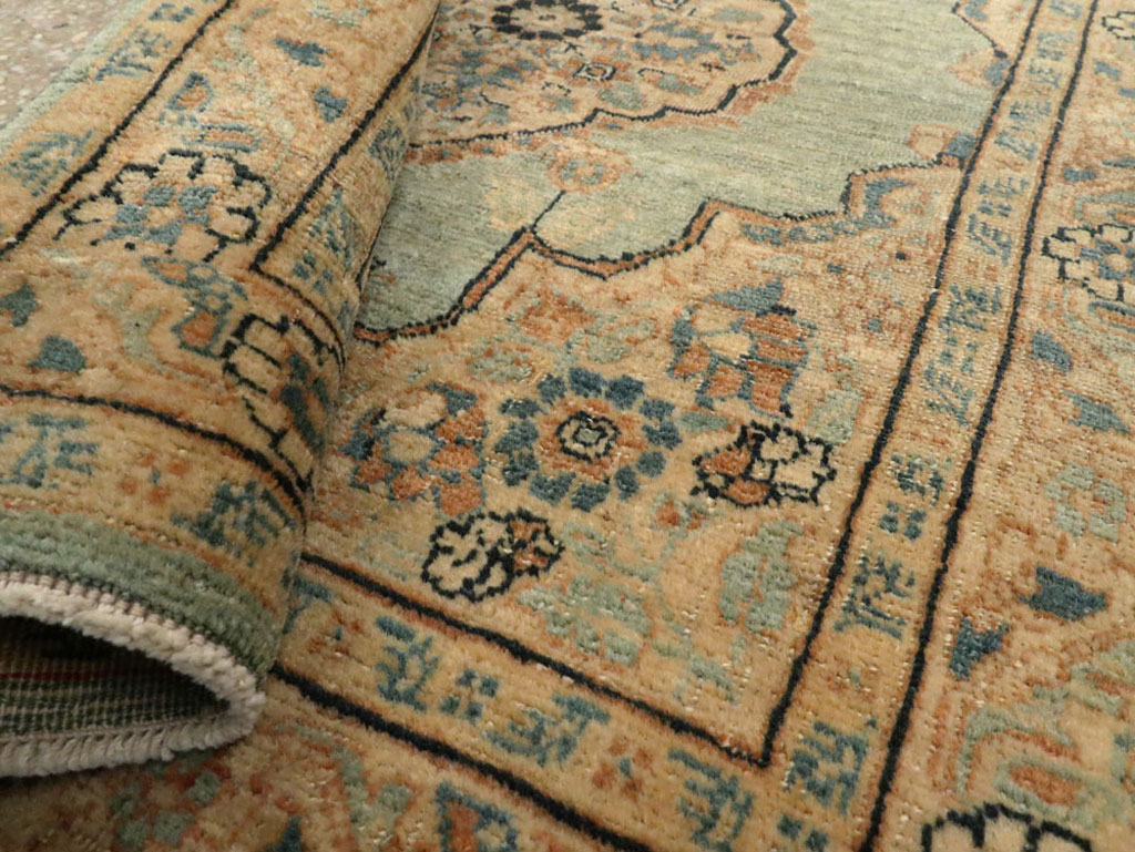 Antique Persian Tabriz Hagi Jalili Rug, No.14775 - Galerie Shabab