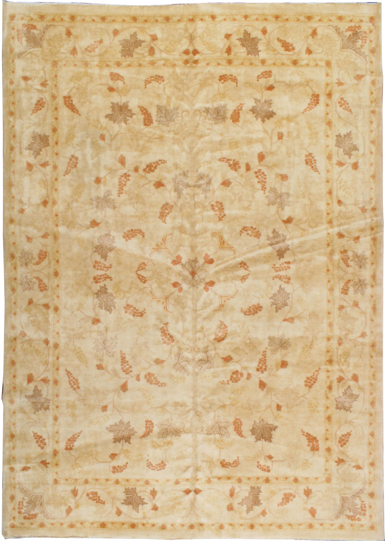 Antique Spanish Savonnerie Carpet, No.14816 - Galerie Shabab