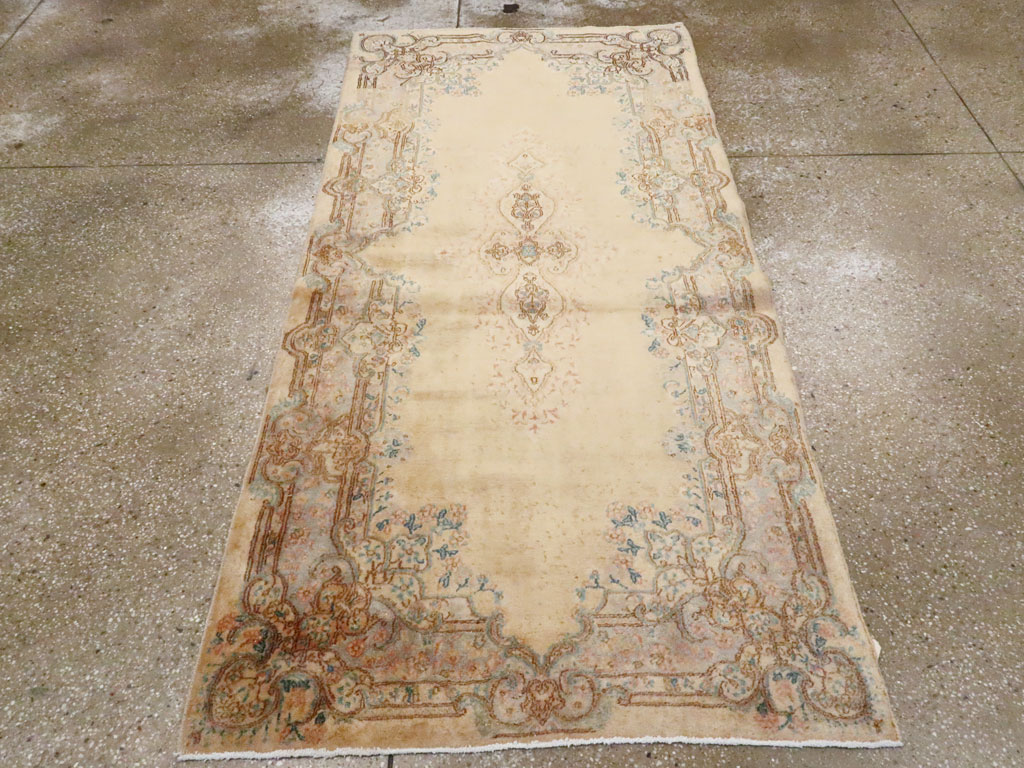 Vintage Persian Kerman Rug, No.14817 - Galerie Shabab
