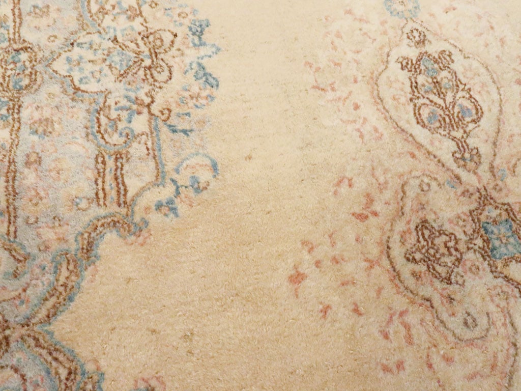 Vintage Persian Kerman Rug, No.14817 - Galerie Shabab