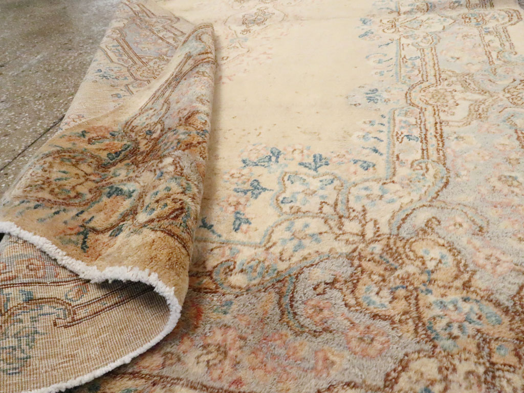 Vintage Persian Kerman Rug, No.14817 - Galerie Shabab