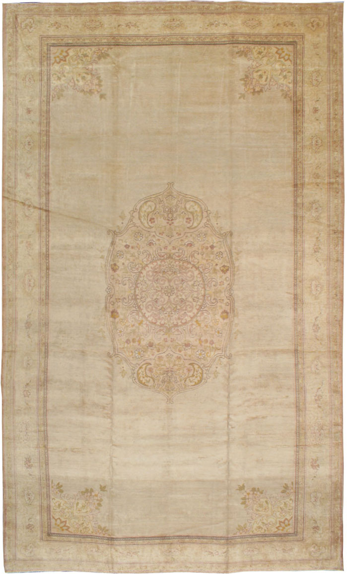 Antique Turkish Oushak Carpet, No.14822 - Galerie Shabab