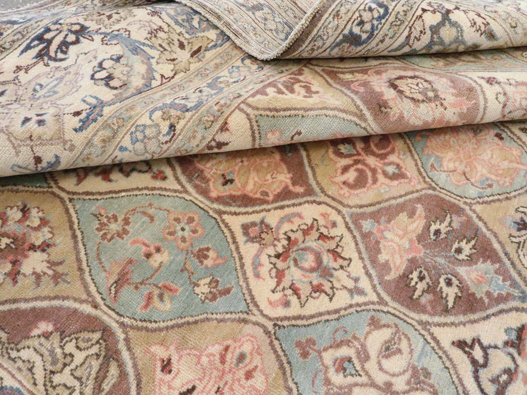 Vintage Persian Kashan Carpet, No.14830 - Galerie Shabab