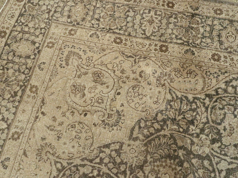 Antique Persian Tabriz Carpet, No.14837 - Galerie Shabab