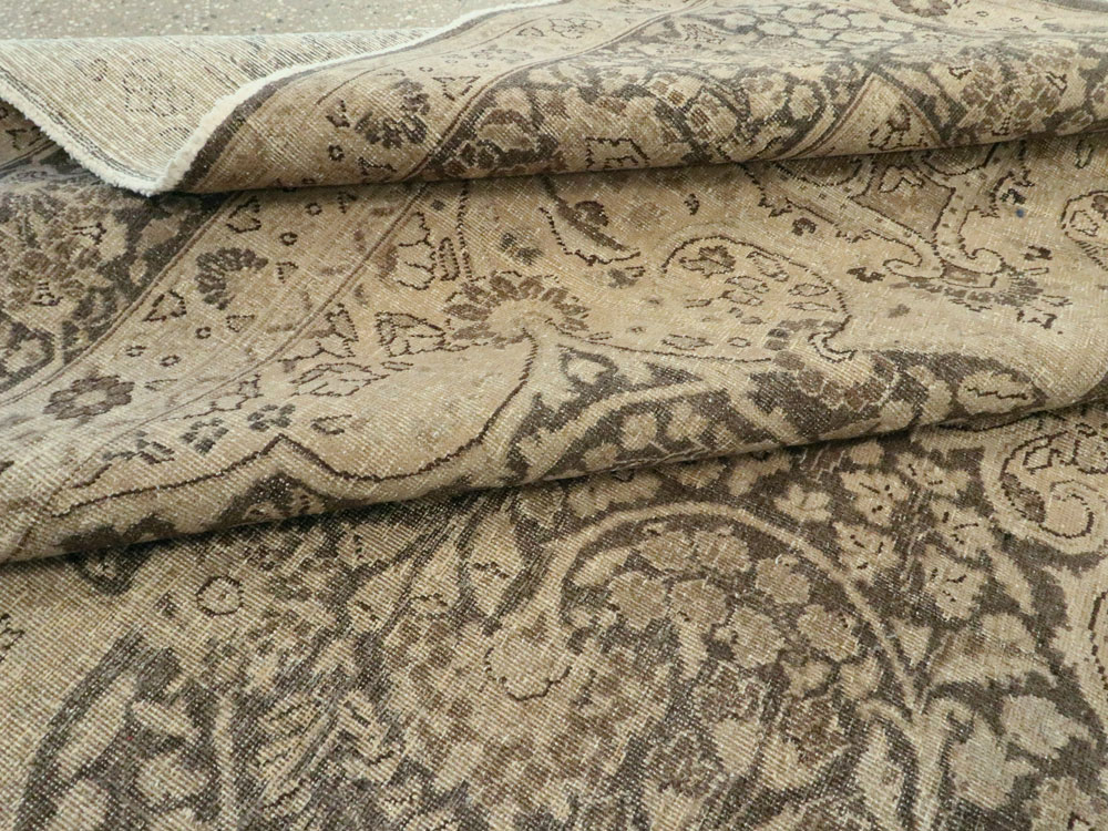 Antique Persian Tabriz Carpet, No.14837 - Galerie Shabab