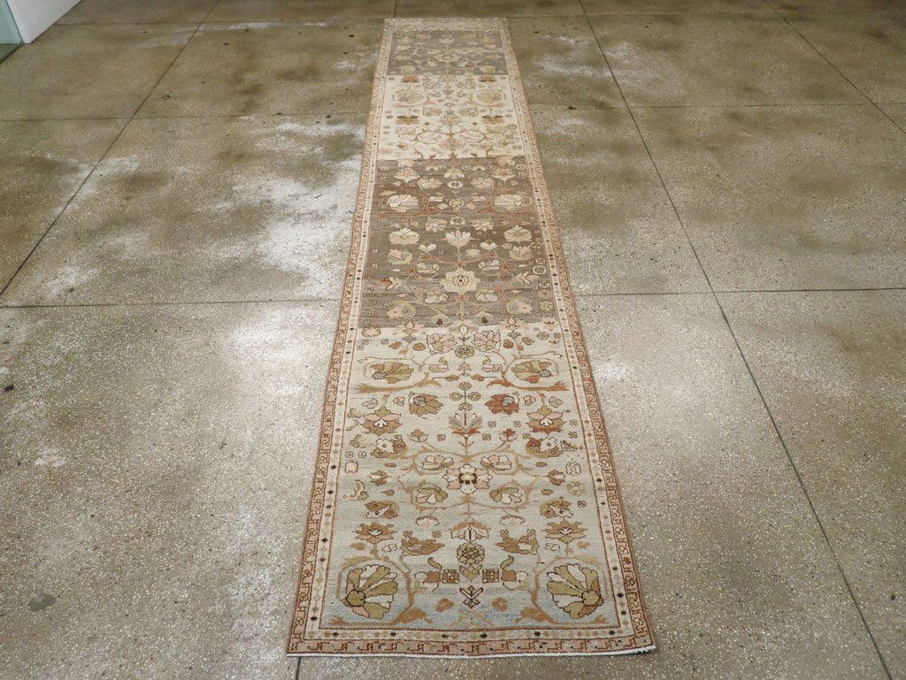 Vintage Persian Malayer Runner, No.14883 - Galerie Shabab