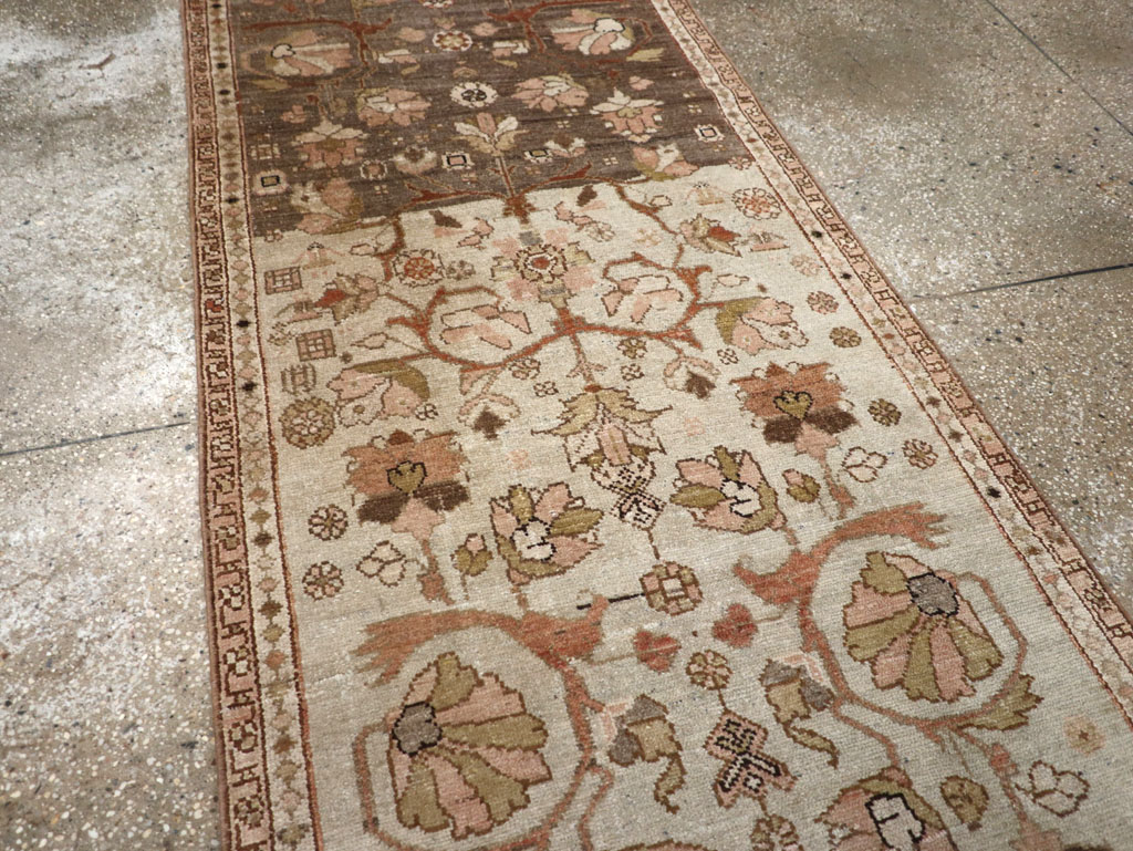 Vintage Persian Malayer Runner, No.14883 - Galerie Shabab