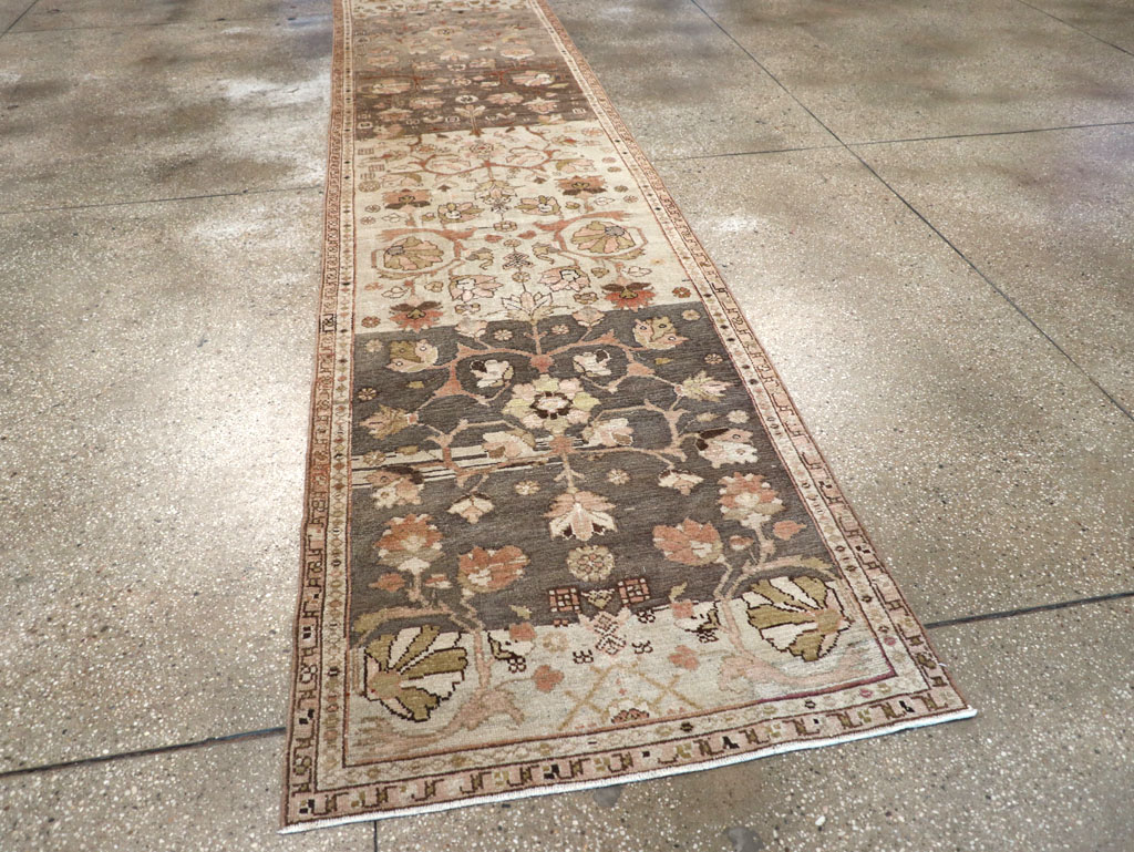 Vintage Persian Malayer Runner, No.14883 - Galerie Shabab