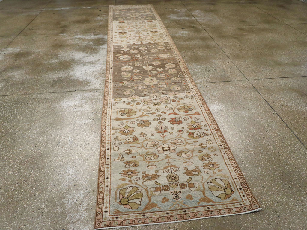 Vintage Persian Malayer Runner, No.14883 - Galerie Shabab
