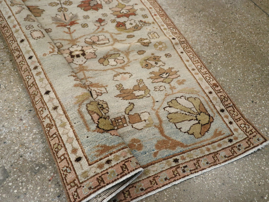 Vintage Persian Malayer Runner, No.14883 - Galerie Shabab