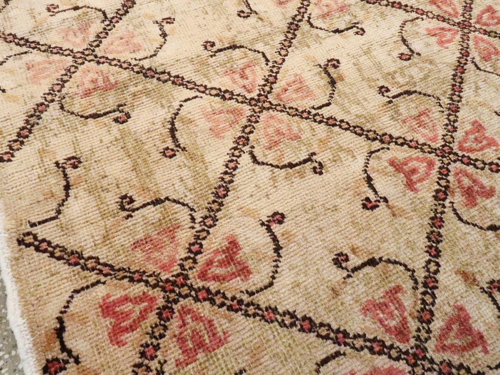 Vintage Turkish Anatolian Rug, No.14920 - Galerie Shabab