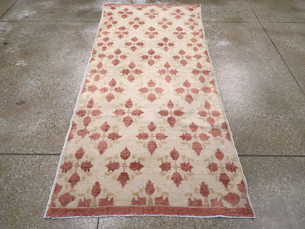 Vintage Turkish Anatolian Rug, No.14923 - Galerie Shabab