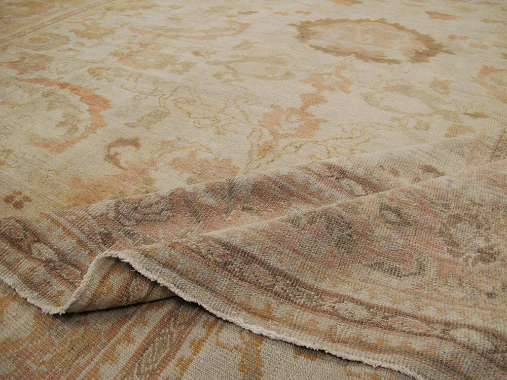 Antique Persian Sultanabad Carpet, No.14931 - Galerie Shabab