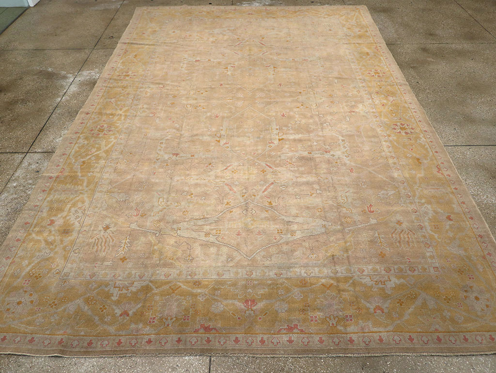 Antique Turkish Oushak Room Size Carpet, No.14933 - Galerie Shabab