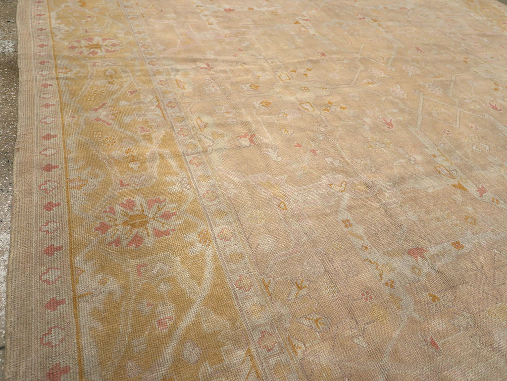 Antique Turkish Oushak Room Size Carpet, No.14933 - Galerie Shabab