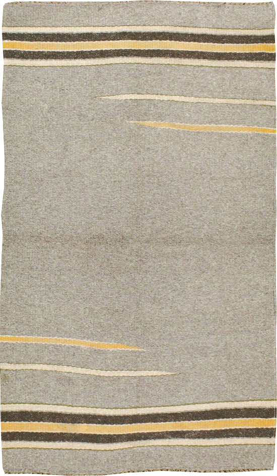 Vintage European Flatweave Kilim Throw Rug, No.14949 - Galerie Shabab