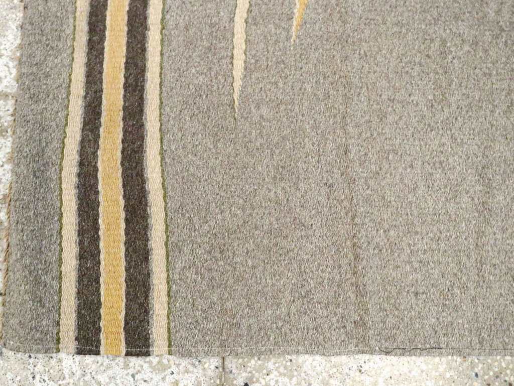 Vintage European Flatweave Kilim Throw Rug, No.14949 - Galerie Shabab