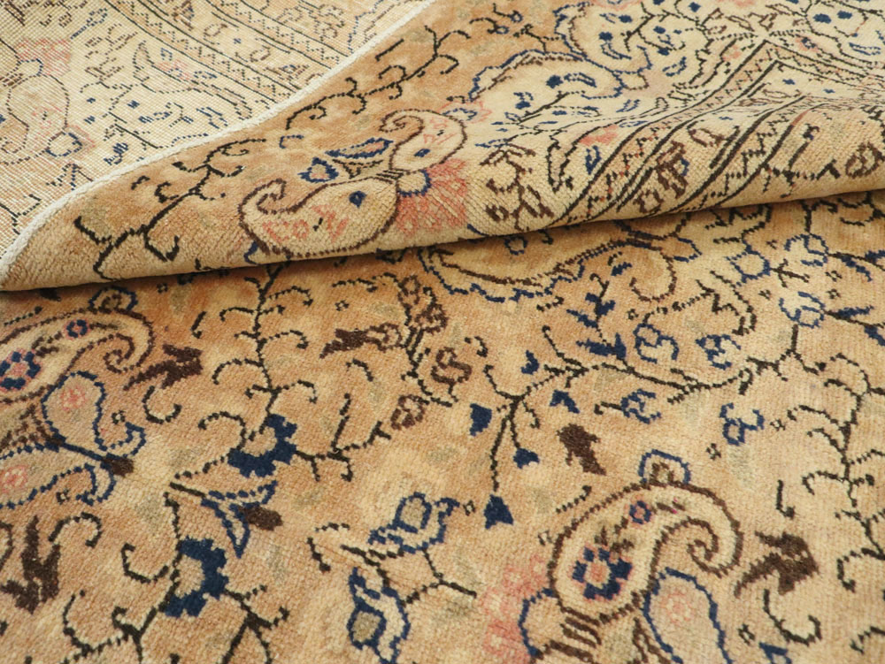 Vintage Turkish Sivas Carpet, No.14952 - Galerie Shabab