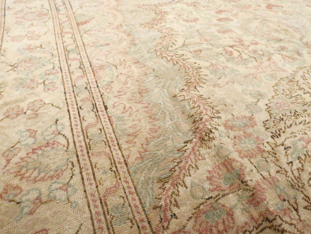 Vintage Turkish Sivas Carpet, No.14956 - Galerie Shabab