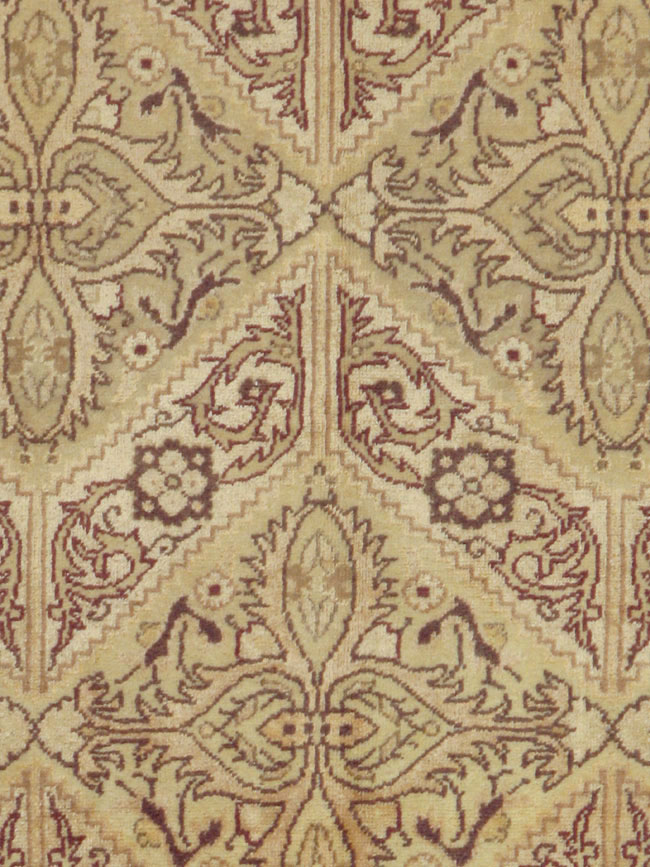 Vintage Turkish Sivas Carpet, No.14957 - Galerie Shabab