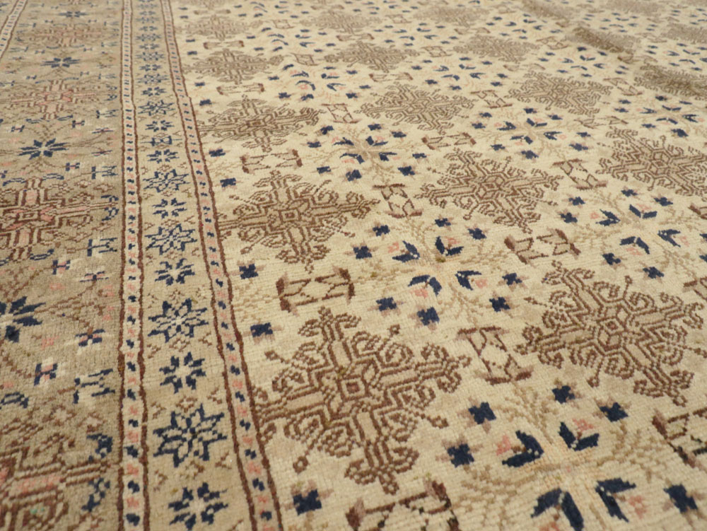 Vintage Turkish Sivas Carpet, No.14959 - Galerie Shabab