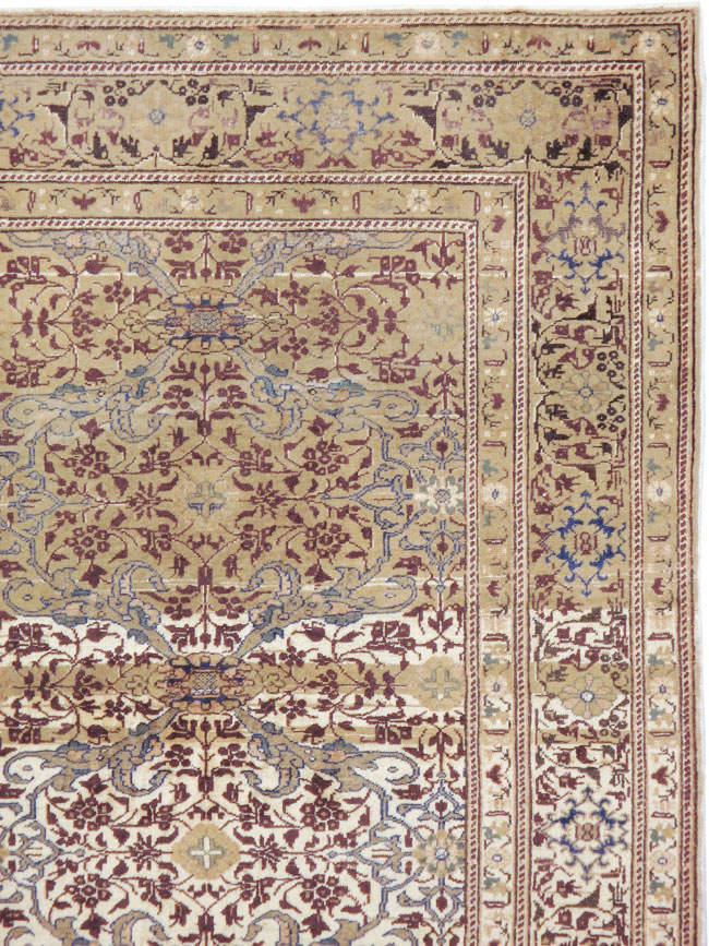 Vintage Turkish Sivas Carpet, No.14960 - Galerie Shabab