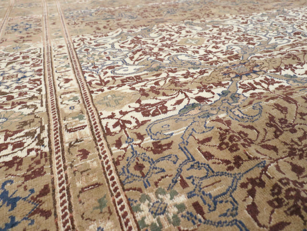 Vintage Turkish Sivas Carpet, No.14960 - Galerie Shabab