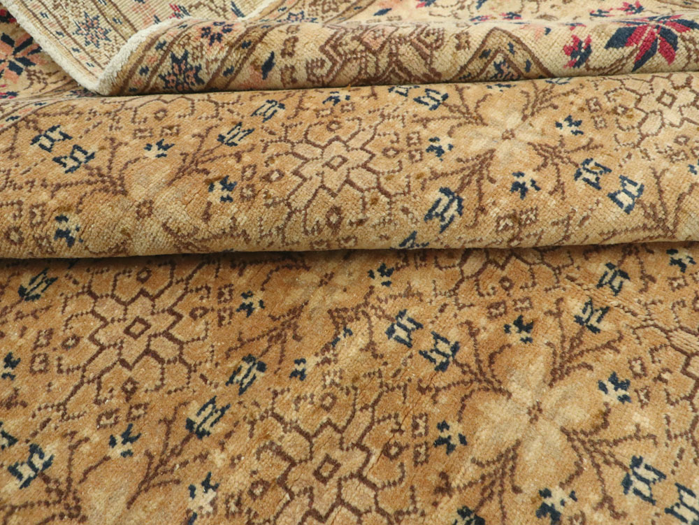 Vintage Turkish Sivas Carpet, No.14961 - Galerie Shabab