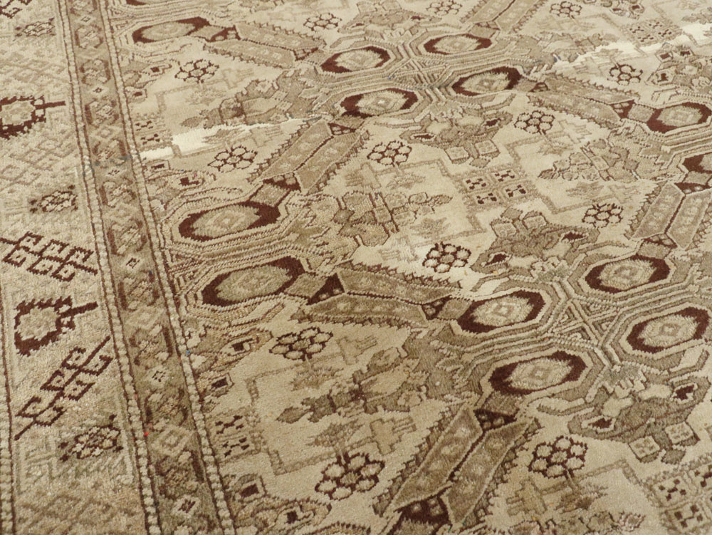 Vintage Turkish Sivas Carpet, No.14963 - Galerie Shabab