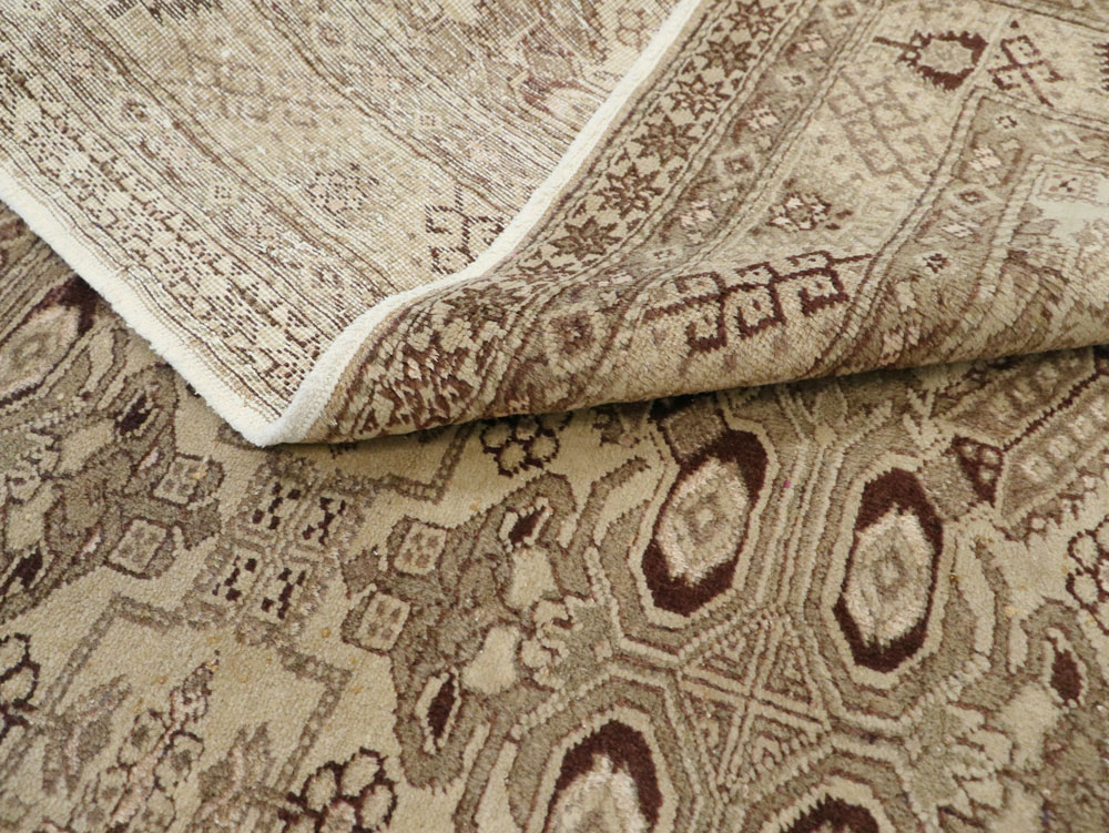 Vintage Turkish Sivas Carpet, No.14963 - Galerie Shabab