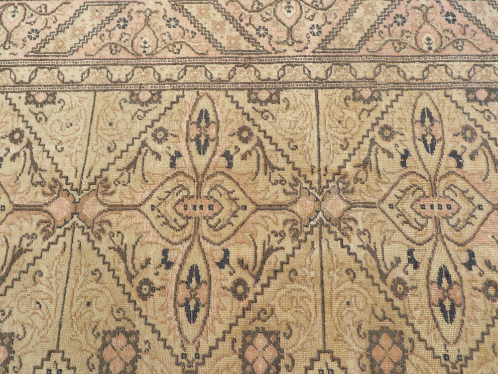 Vintage Turkish Sivas Carpet, No.14966 - Galerie Shabab