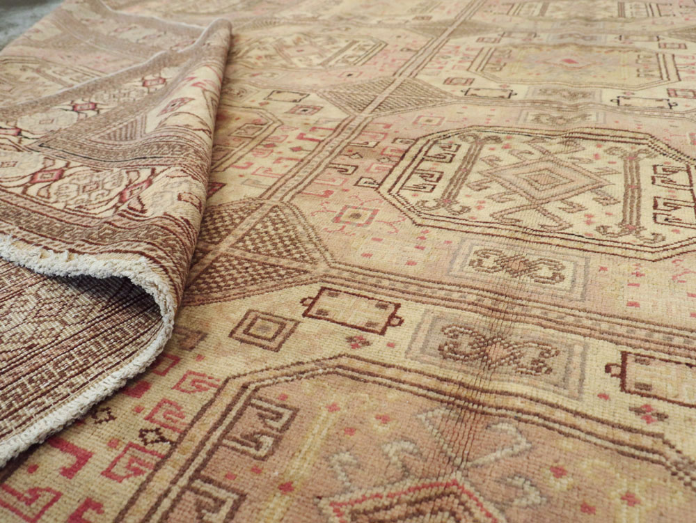 Vintage Turkish Sivas Carpet, No.14967 - Galerie Shabab